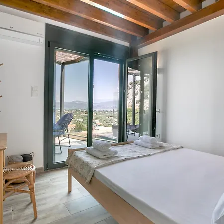 Hill Lefkada Maisonette * Apólpena